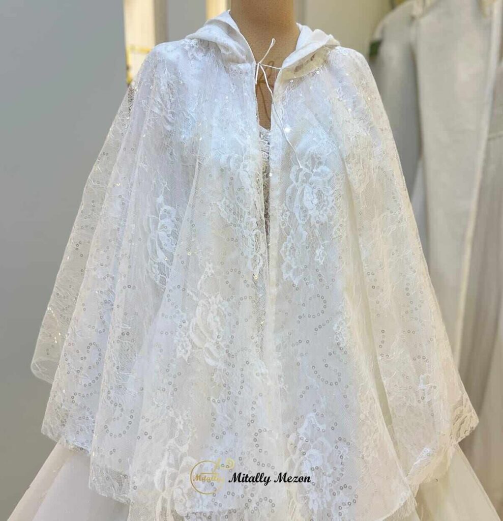 Lace bridal cape code 301